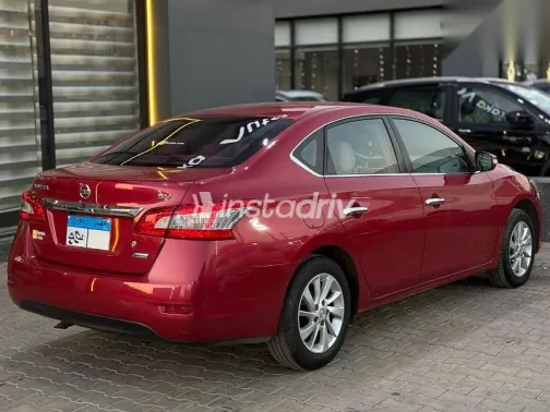 Nissan Sentra 2024 Burgundy Used for Sale - 4