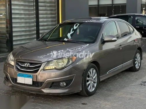 Hyundai Elantra 2019 Beige Used for Sale - 2