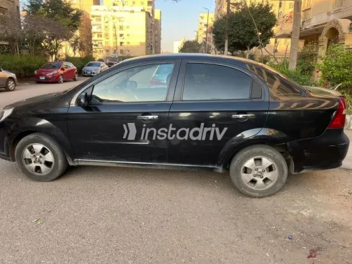 شيفروليه افيو 2019 أبيض مستعملة للبيع - 2