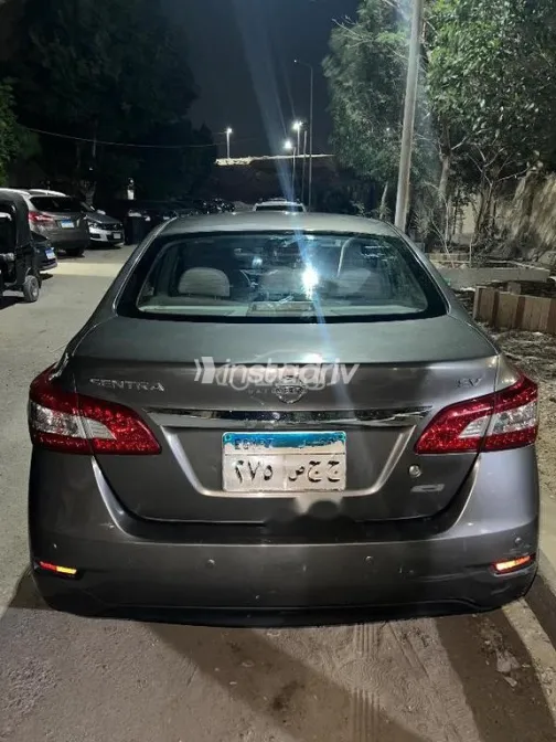 نيسان سنترا 2018 أبيض مستعملة للبيع - 4