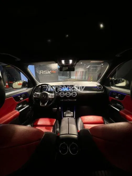 مرسيدس GLA 200 2021 أبيض مستعملة للبيع - 4