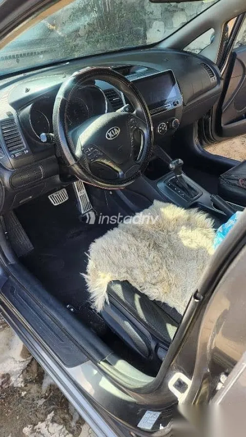 كيا سيراتو 2014 فضي مستعملة للبيع - 6