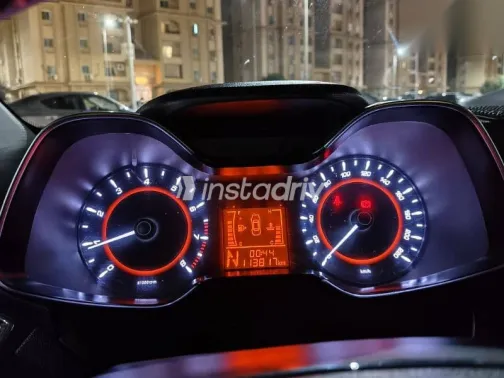 شيرى اريزو 3 2019 ذهبي مستعملة للبيع - 7