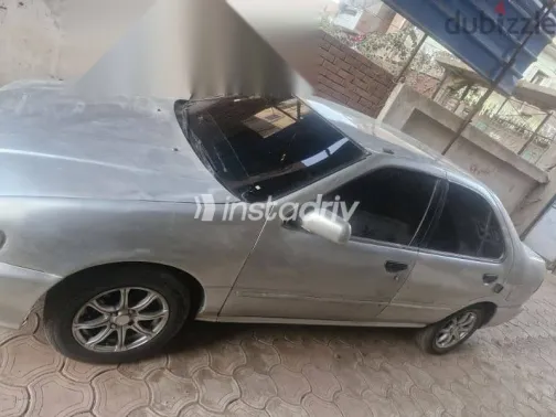 نيسان صنى 1999 فضي جديدة للبيع - 3