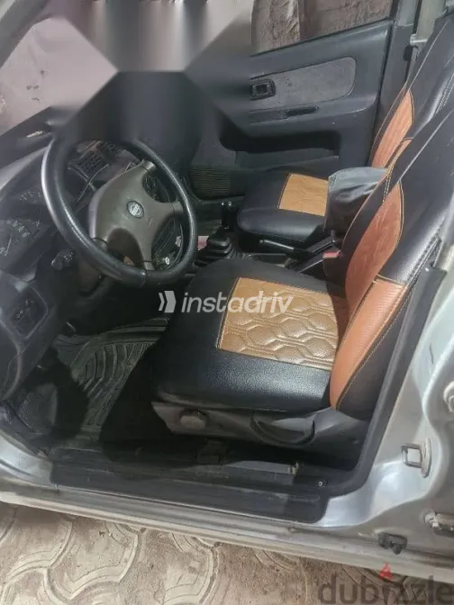 نيسان صنى 1999 فضي جديدة للبيع - 8