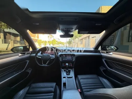 فولكس فاغن باسات 2021 فضي مستعملة للبيع - 9