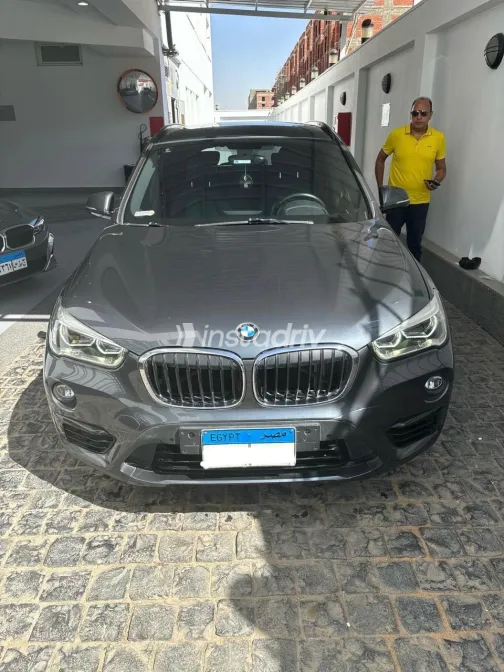 BMW X1 2019 White Used for Sale - 4