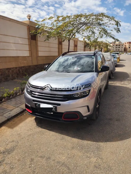 Citroën C5 Aircross 2021 White Used for Sale - 3