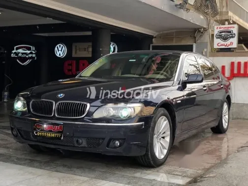 بي ام دبليو 740 2007 أزرق غامق مستعملة للبيع - 2