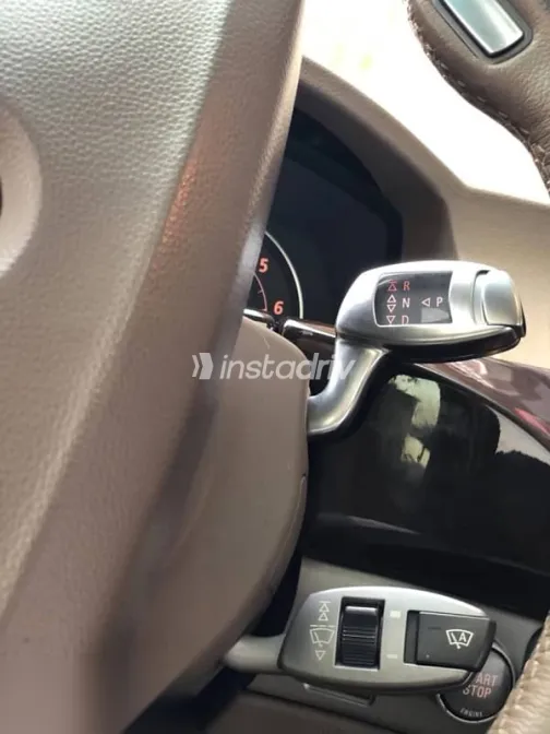 بي ام دبليو 740 2007 أزرق غامق مستعملة للبيع - 8