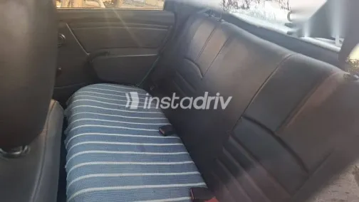 رينو لوجان 2011 أزرق غامق مستعملة للبيع - 6