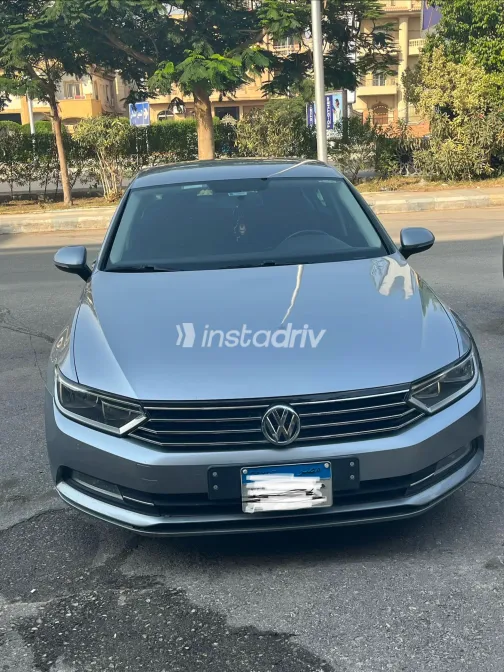 فولكس فاغن باسات 2019 أبيض مستعملة للبيع - 3