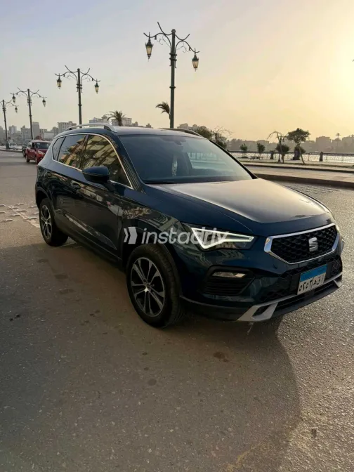 سيات اتيكا 2023 أبيض مستعملة للبيع - 10