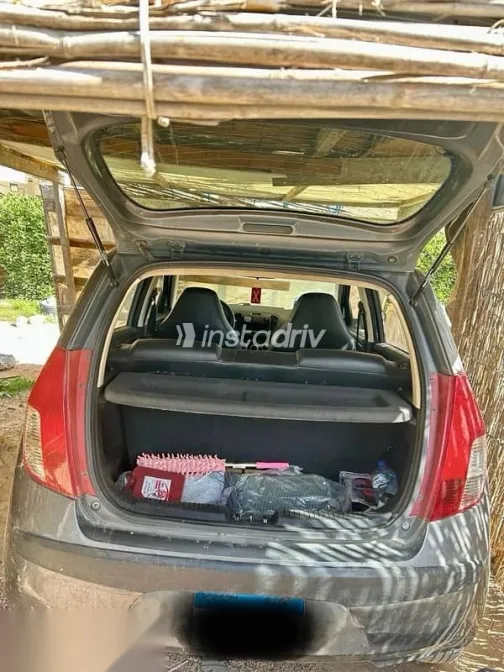 Hyundai I10 2010 Gray Used for Sale - 5