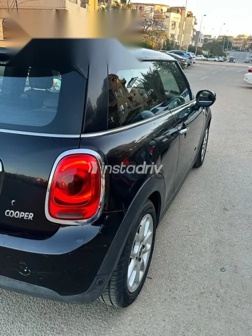 Mini Cooper 2021 Black Used for Sale - 5