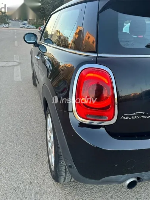 Mini Cooper 2021 Black Used for Sale - 7