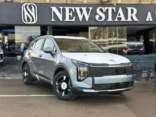 كيا سبورتاج 2025 أخضر جديدة للبيع - 4