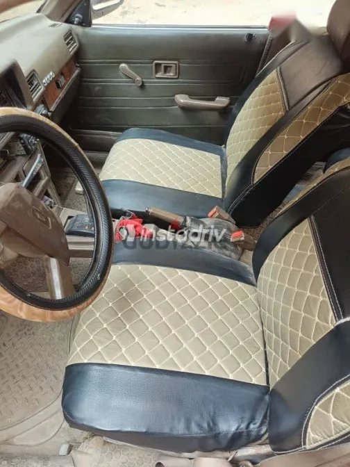 دايهاتسو شارمـنت 2014 أحمر مستعملة للبيع - 8