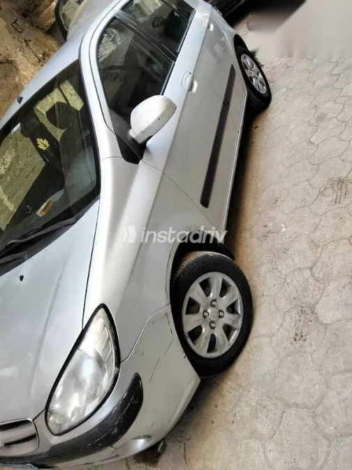 هيونداي جيتز 2008 فضي مستعملة للبيع - 2