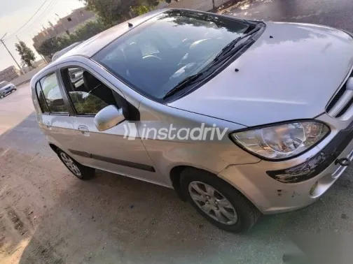 هيونداي جيتز 2008 فضي مستعملة للبيع - 6