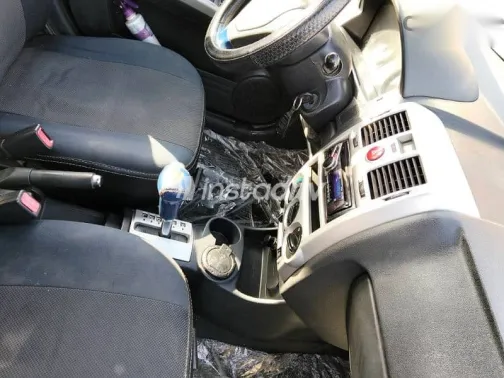 هيونداي جيتز 2008 فضي مستعملة للبيع - 9