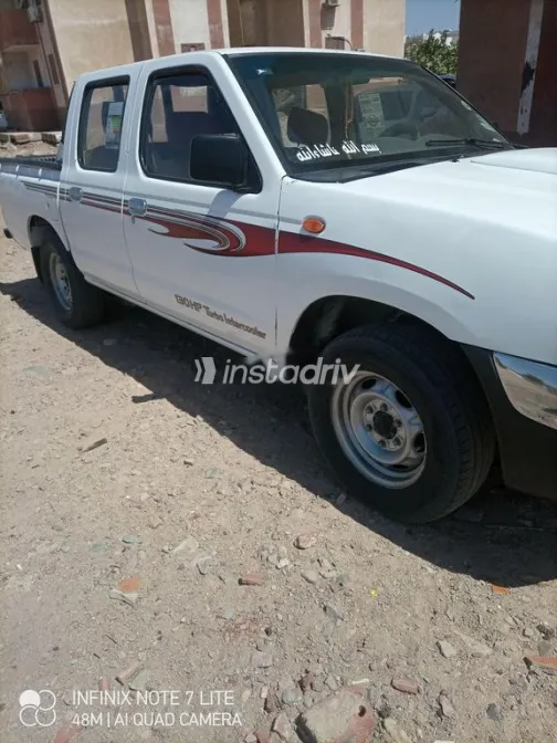 نيسان بيك اب 2016 أبيض مستعملة للبيع - 3