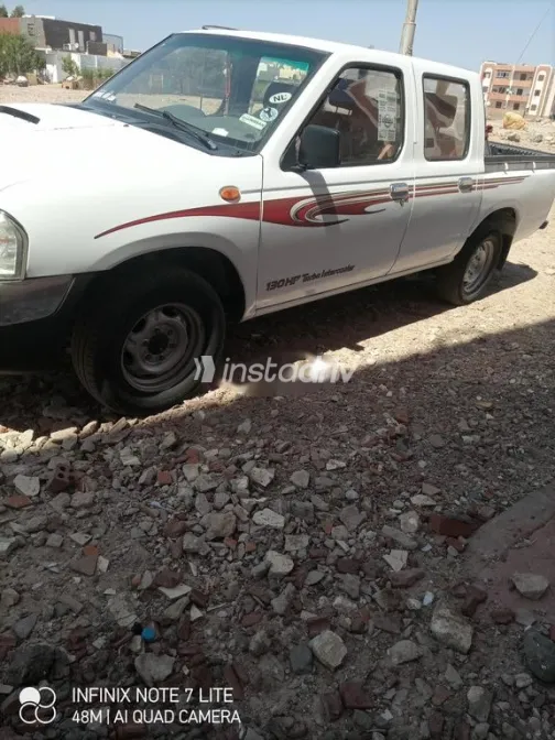 نيسان بيك اب 2016 أبيض مستعملة للبيع - 4