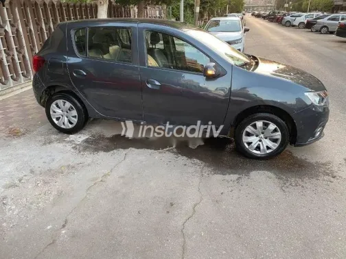 رينو سانديرو 2021 رمادي مستعملة للبيع - 4