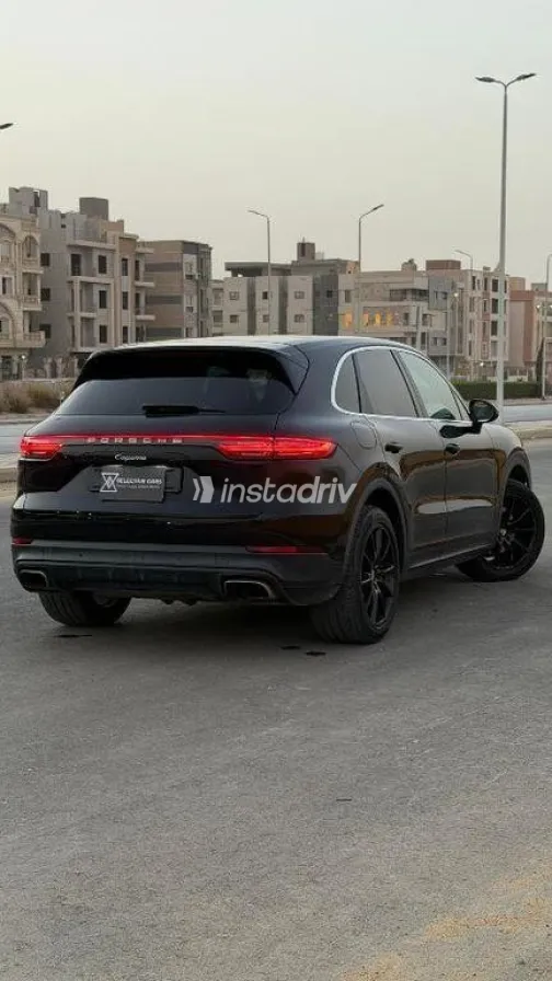 Porsche Cayenne S 2019 Black Used for Sale - 5