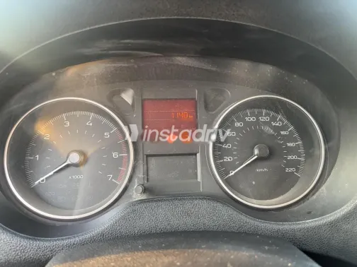 بيجو 301 2020 أبيض مستعملة للبيع - 5