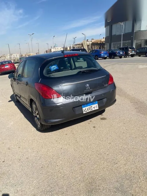 Peugeot 308 2008 Gray Used for Sale - 2