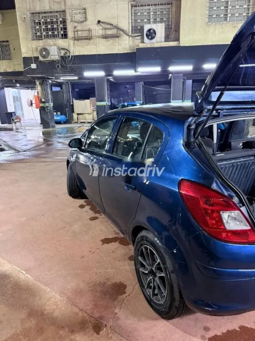 اوبل كورسا 2014 أزرق غامق مستعملة للبيع - 2