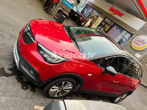 Opel Crossland 2021 White Used for Sale - 1
