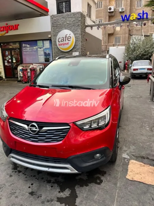 Opel Crossland 2021 White Used for Sale - 2