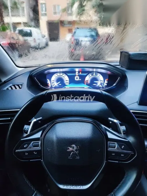 بيجو 3008 2021 أسود مستعملة للبيع - 5