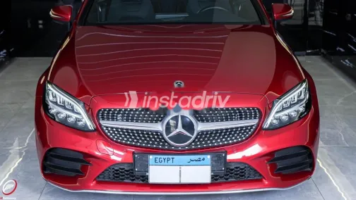 Mercedes C 200 2023 Red Used for Sale - 3