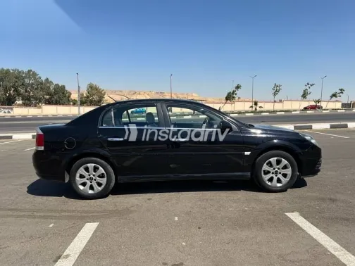 اوبل فيكترا 2008 أسود مستعملة للبيع - 6