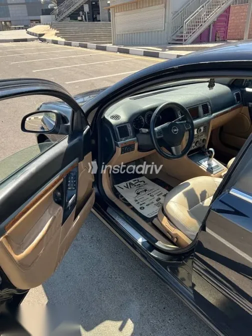 اوبل فيكترا 2008 أسود مستعملة للبيع - 8