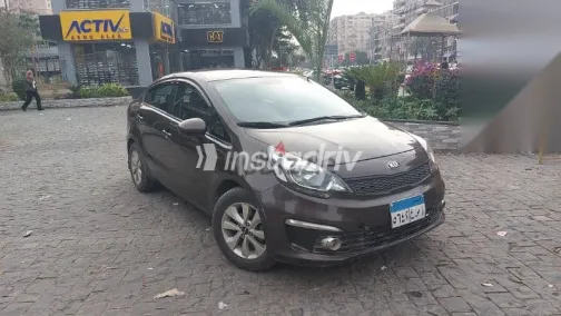 كيا ريو 2016 بني مستعملة للبيع - 1