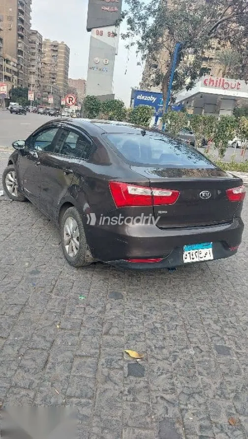 كيا ريو 2016 بني مستعملة للبيع - 4