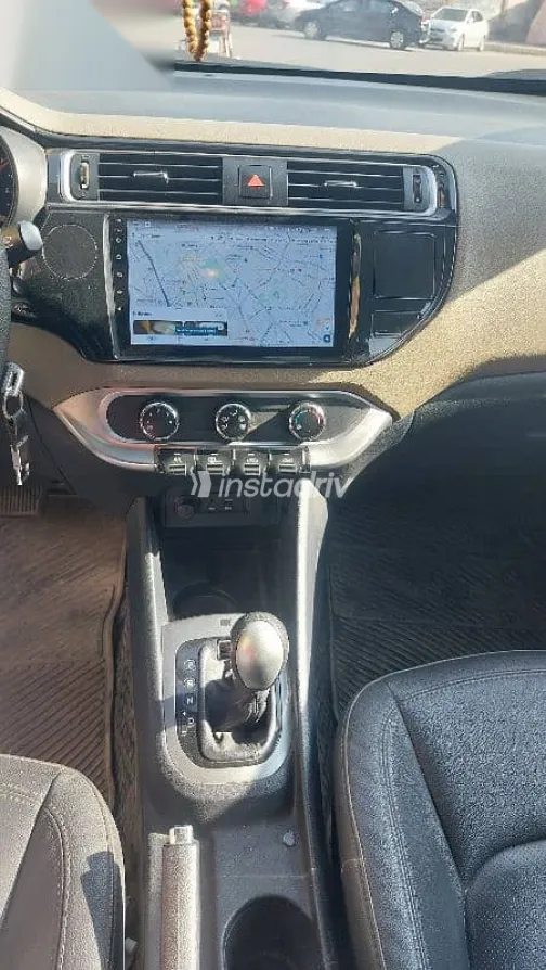 كيا ريو 2016 بني مستعملة للبيع - 7