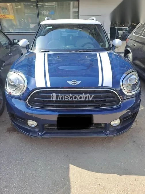 مينى كانترى مان 2018 أزرق غامق مستعملة للبيع - 1