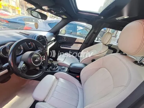 مينى كانترى مان 2018 أزرق غامق مستعملة للبيع - 5