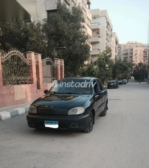 شيفروليه لانوس 2012 أسود مستعملة للبيع - 1