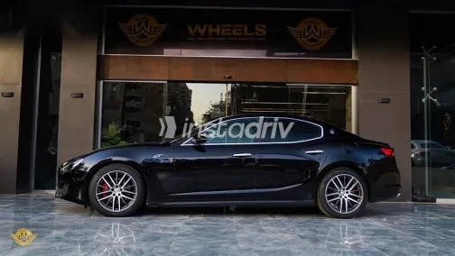 مازيراتي جيبلي 2021 رمادي مستعملة للبيع - 2