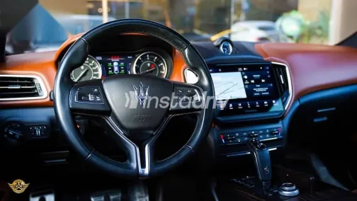 مازيراتي جيبلي 2021 رمادي مستعملة للبيع - 5