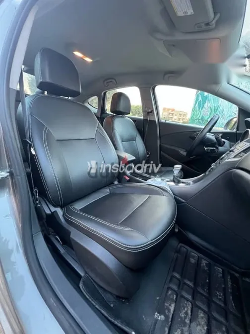 اوبل أسترا 2019 رمادي مستعملة للبيع - 4