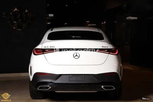 مرسيدس GLC 2026 أبيض جديدة للبيع - 4