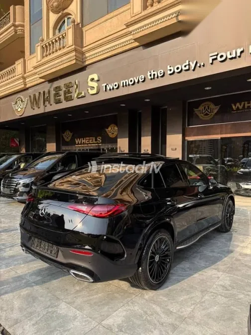 مرسيدس GLC 2026 أسود جديدة للبيع - 2