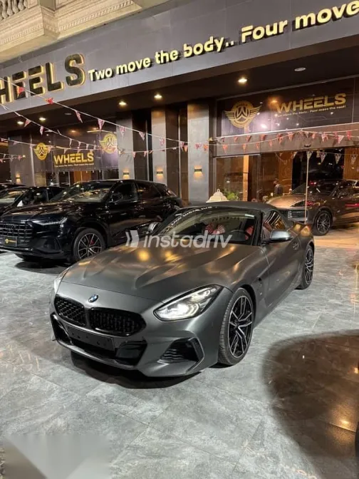 BMW Z4 2020 Gray Used for Sale - 1